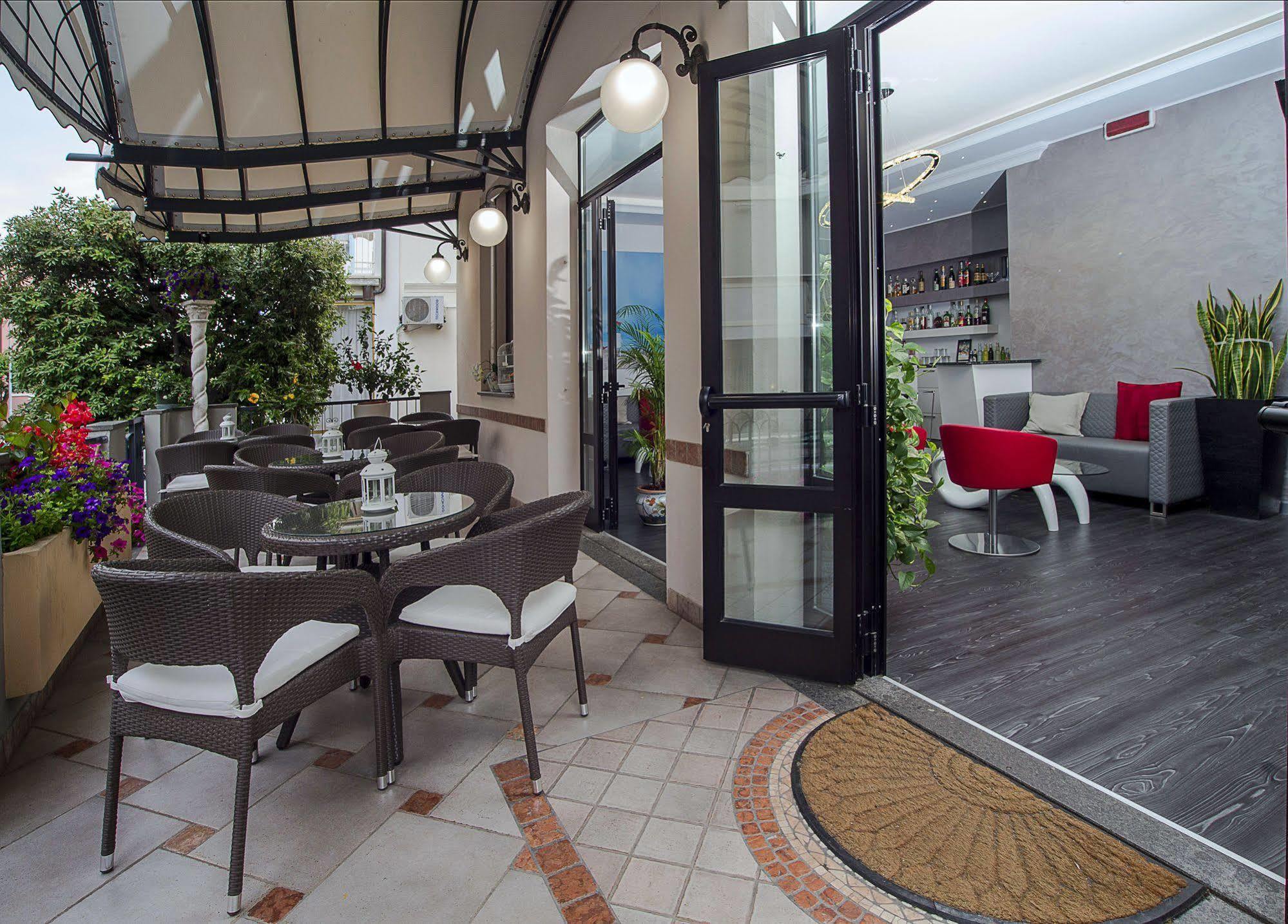 Hotel Piccinelli Rímini Exterior foto